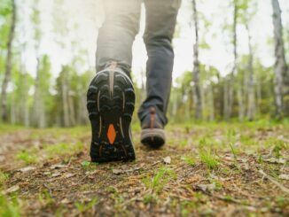 Caminar rápido ayuda al envejecimiento saludable